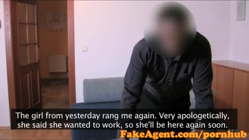 Lemeztelenedett a tündéri 19 éves suna a szexcastingen és szerteszéjjel spriccelték a fejét Thumb